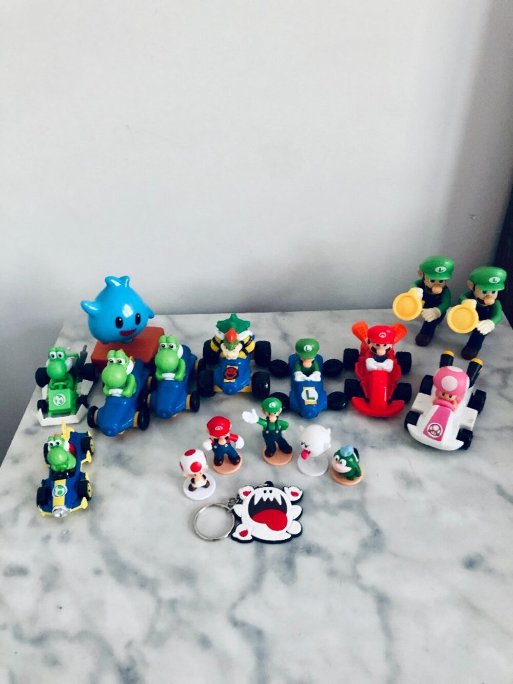 Super Mario Bros. Nintendo Figures & Vehicles Lot of 17 Hot Wheels Cake Toppers